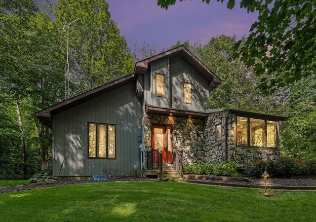 2nd image of 2913 Grange Rd, Berrien Springs, MI 49103 | MLS# 69026040720