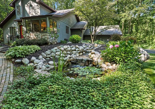36th image of 2913 Grange Rd, Berrien Springs, MI 49103 | MLS# 69026040720