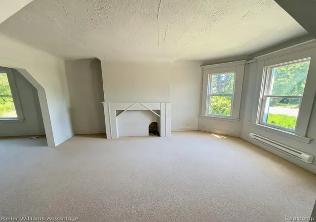 Listing Photo 4 - Condo for sale in building located at 4447 Baldwin St, Detroit, MI 48214