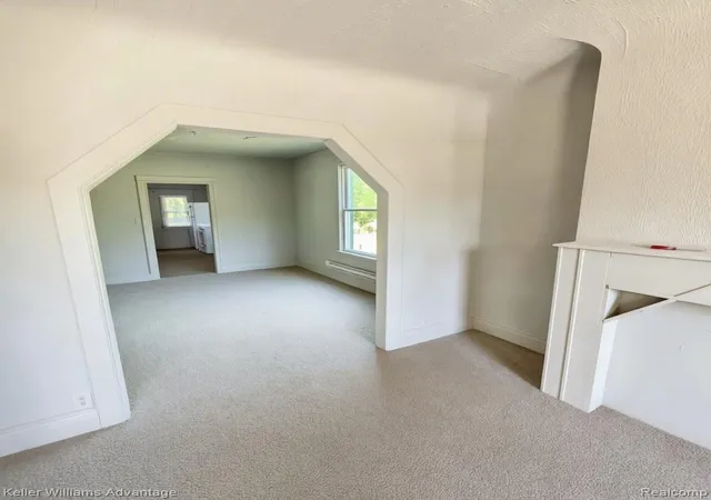 Listing Photo 5 - Condo for sale in building located at 4447 Baldwin St, Detroit, MI 48214