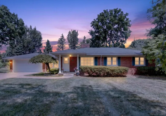 1st image of 120 Montmorency Rd, Rochester Hills, MI 48307 | MLS# 58050217478