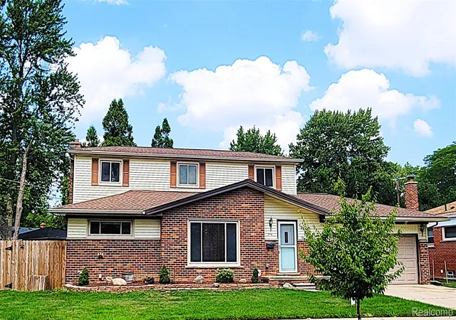 Single family home for sale at 31784 Penn St, Livonia, MI 48150 | MLS# 20261061673