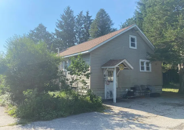 2nd image of 10704 N Us Hwy 31, Free Soil, MI 49411 | MLS# 20261061678