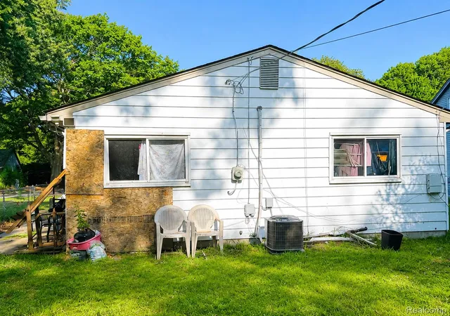 12th image of 22151 Poinciana St, Southfield, MI 48033 | MLS# 20261061682