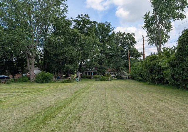 Photo 3 of Single family home for sale at 26137 Joy Rd, Dearborn Heights, MI 48127 | MLS# 81026040733 | Listing updated on 2026-08-26