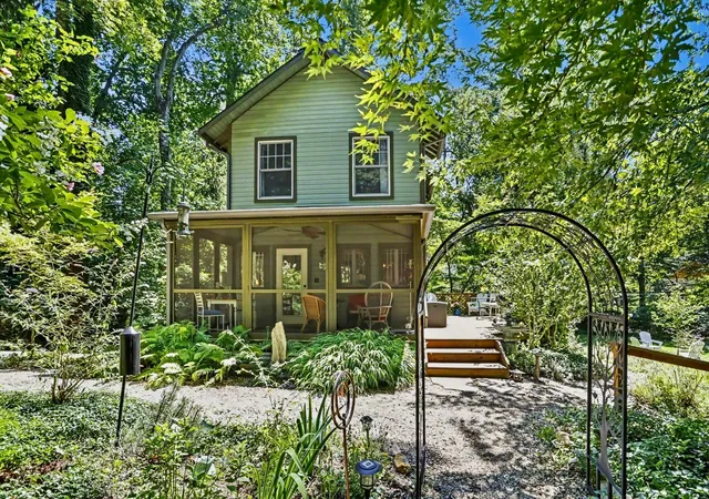 Photo 1 of Single family home for sale at 6650 Pine Ln, Sawyer, MI 49125 | MLS# 69026040734 | Listing updated on 2026-08-21