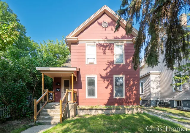 1st image of 541 Coit Ave Ne, Grand Rapids, MI 49503 | MLS# 65026040736