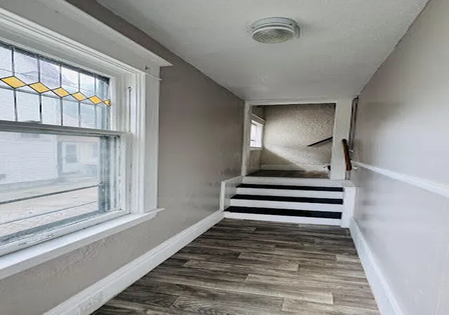 image of 119 Sutton St Sw, Grand Rapids Charter Township Kent, MI 49507 | MLS# 65026040748