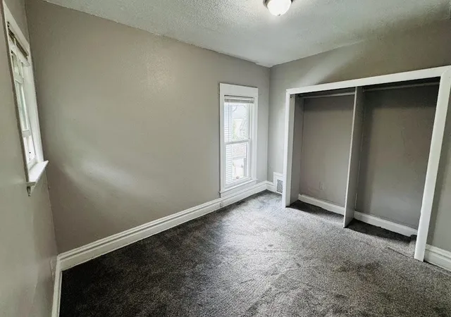 image of 119 Sutton St Sw, Grand Rapids Charter Township Kent, MI 49507 | MLS# 65026040748