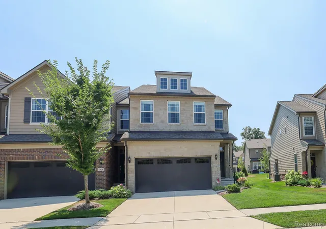 3rd image of 1983 Addison Cir, Walled Lake, MI 48390 | MLS# 20261061694