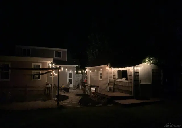 11th image of 107 N Reinberg Ave, Scottville, MI 49454 | MLS# 58050217483