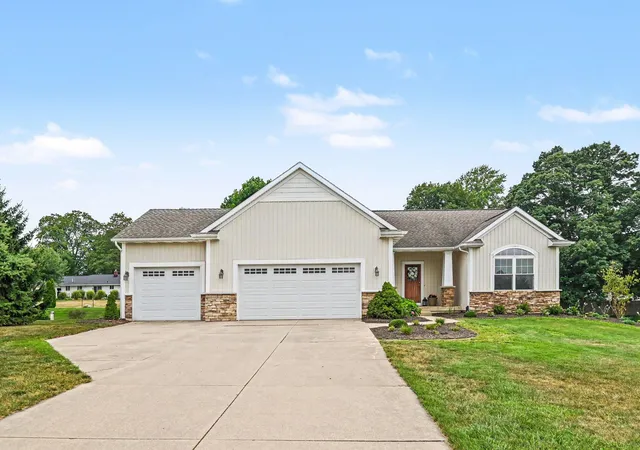 1st image of 1875 Lester Ln, Hudsonville, MI 49426 | MLS# 65026040759