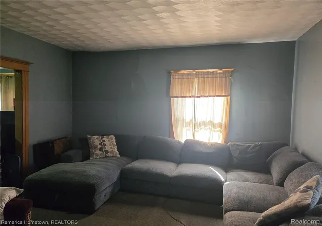 Photo 3 of Single family home for sale at 431 W Walnut St, Kalamazoo, MI 49007 | MLS# 20261061723 | Listing updated on 2026-08-30