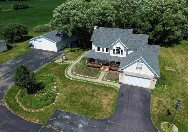 2nd image of 2976 Midway Ln, Saint Clair, MI 48079 | MLS# 58050217492