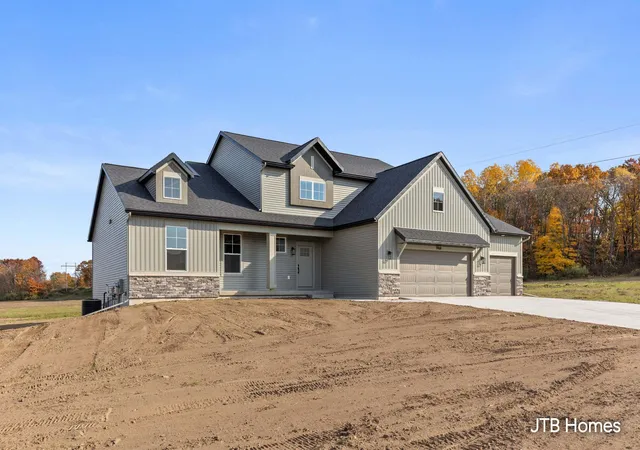 Photo 1 of Single family home for sale at 1968 Fallasburg Park Dr Ne #3, Lowell, MI 49331 | MLS# 65026040767 | Listing updated on 2026-10-28