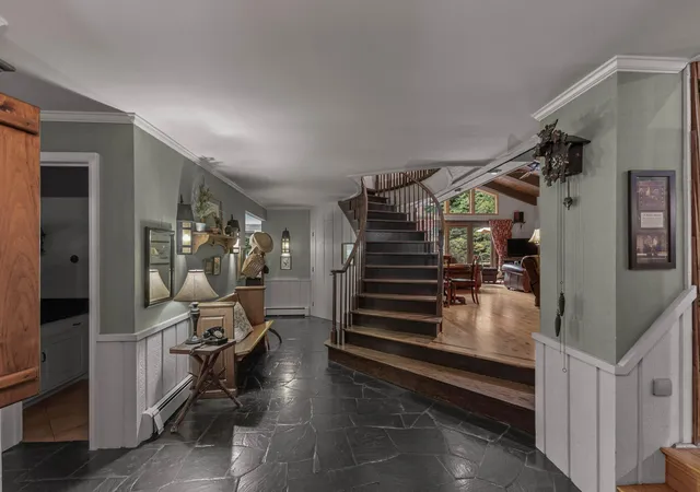 3rd image of 12879 Lakeshore Dr, Grand Haven, MI 49417 | MLS# 71026040774