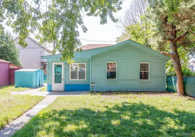 Photo 2 of Single family home for sale at 54 Walnut St, River Rouge, MI 48218 | MLS# 20261061750 | Listing updated on 2026-09-12