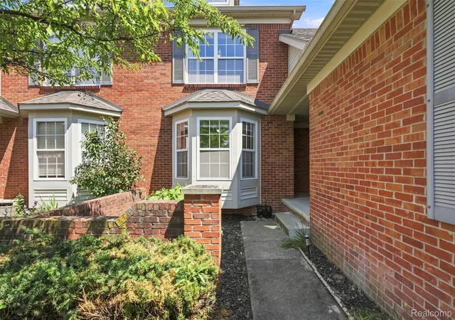 Photo 3 of Condo for sale at 13469 Shire Ln, Southgate, MI 48195 | MLS# 20261061751 | Listing updated on 2026-08-23