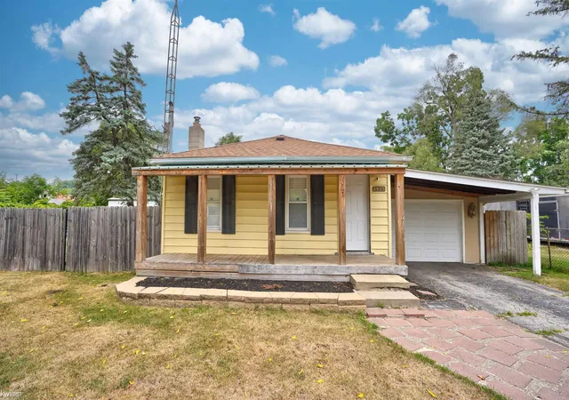 1st image of 2955 Nathan Dr, Flint, MI 48506 | MLS# 5050217507