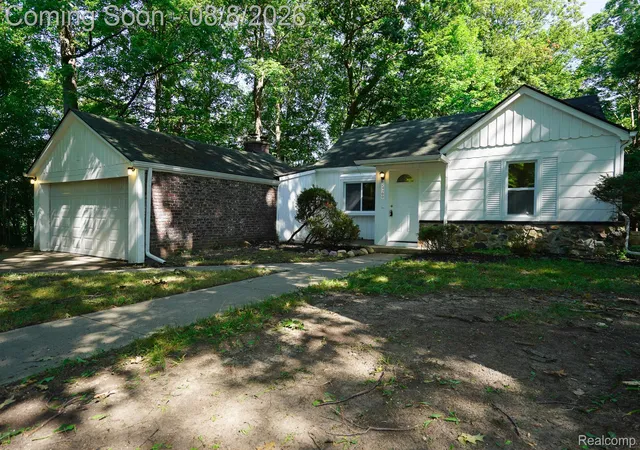 4th image of 24300 Simmons Ave, Southfield, MI 48033 | MLS# 20261061759