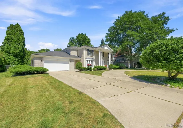 3rd image of 60 Stillmeadow Ln, Grosse Pointe Shores, MI 48236 | MLS# 20261061760