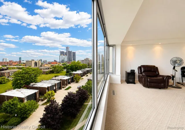 Photo 4 of House for sale at 1300 E Lafayette #604, Detroit, MI 48207 | MLS# 20261061770 | Listing updated on 2026-10-01