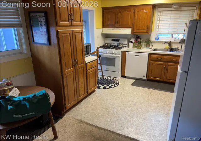 4th image of 9941 Adams St, Livonia, MI 48150 | MLS# 20261061777