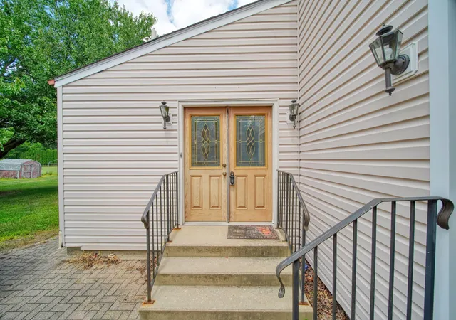 Photo 3 of Single family home for sale at 13142 Taylor Rd, Brooklyn, MI 49230 | MLS# 55026040797 | Listing updated on 2026-09-06