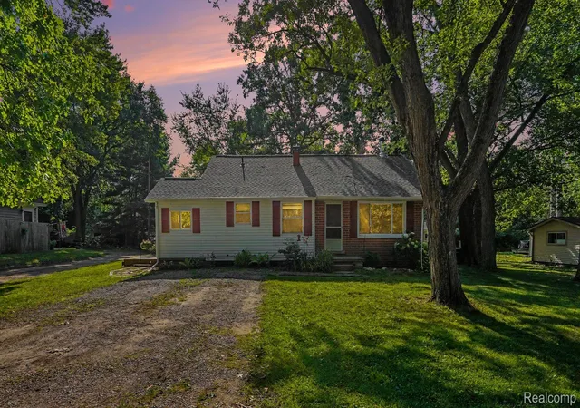 1st image of 6440 Riverdale Rd, Whitmore Lake, MI 48189 | MLS# 20261061785