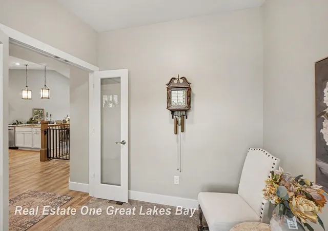 image of 4111 Woodburn Ct, Saginaw Charter Township Saginaw, MI 48603 | MLS# 61050217517