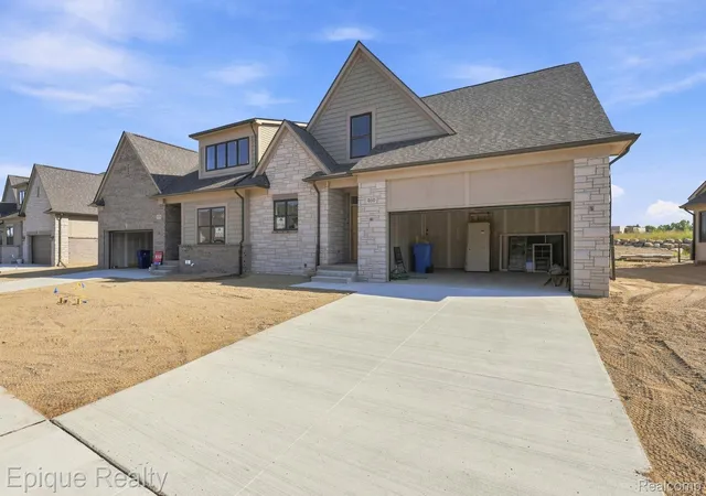 Condo for sale at 460 Cornerstone Dr #58, Oxford, MI 48371 | MLS# 20261061790