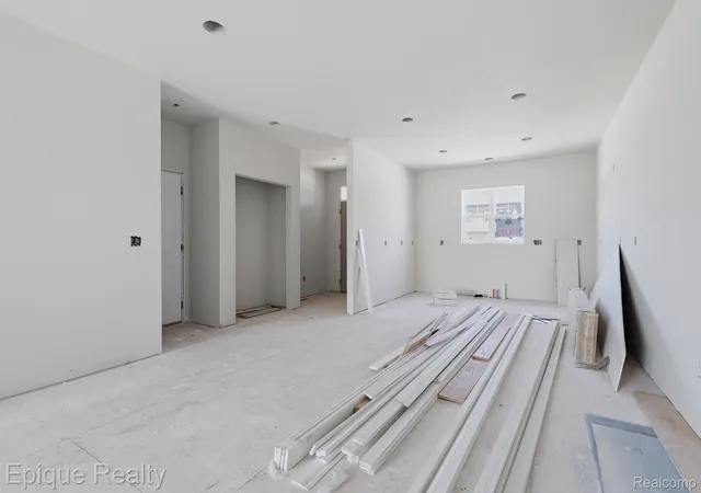 Photo 4 of Condo for sale at 460 Cornerstone Dr #58, Oxford, MI 48371 | MLS# 20261061790 | Listing updated on 2026-08-14