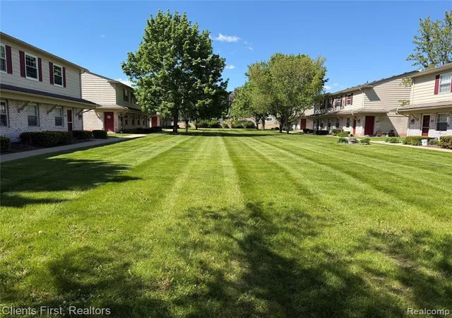 1st image of 196 Princeton Dr, South Lyon, MI 48178 | MLS# 81026040802