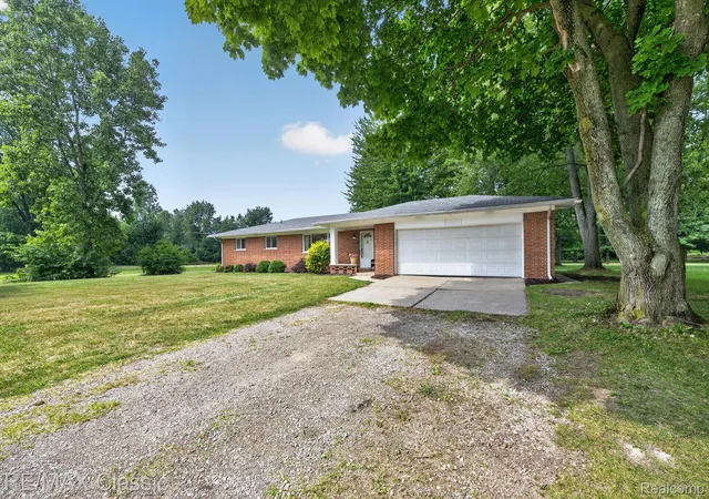 Photo 2 of Single family home for sale at 8200 Hannan Rd, Wayne, MI 48184 | MLS# 20261061803 | Listing updated on 2026-09-01