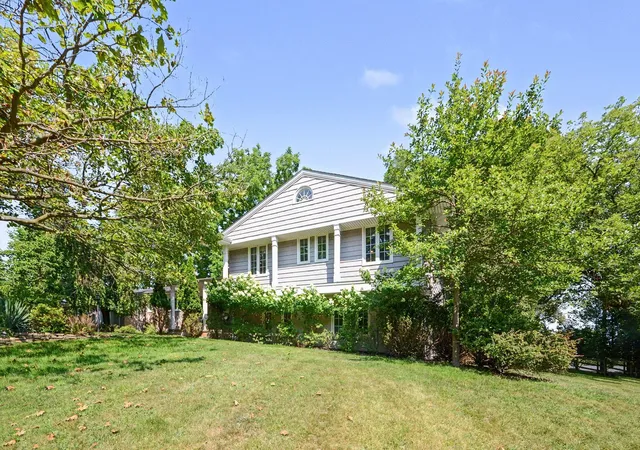 Photo 1 of Single family home for sale at 25800 Franklin Park Ct, Franklin, MI 48025 | MLS# 81026040807 | Listing updated on 2026-09-08