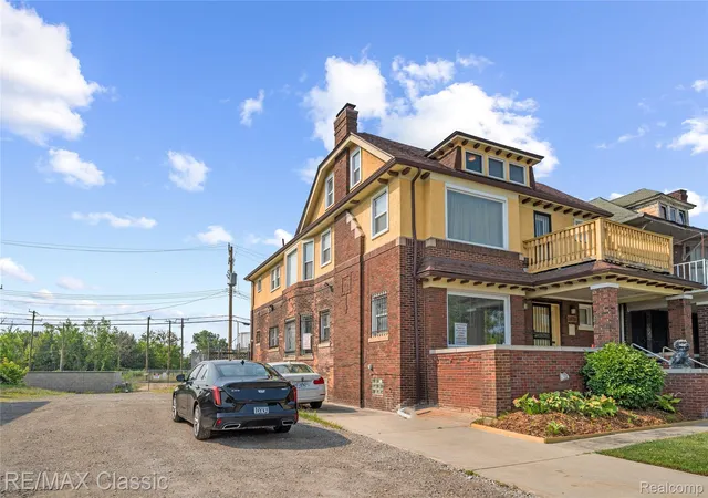 Photo 3 of Single family home for sale at 2676 W Grand Blvd, Detroit, MI 48208 | MLS# 20261061809 | Listing updated on 2026-08-07