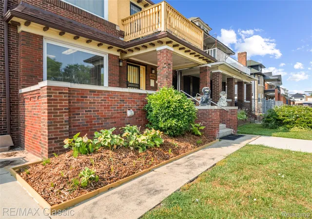 Photo 3 of Single family home for sale at 2676 W Grand Blvd, Detroit, MI 48208 | MLS# 20261061809 | Listing updated on 2026-08-07