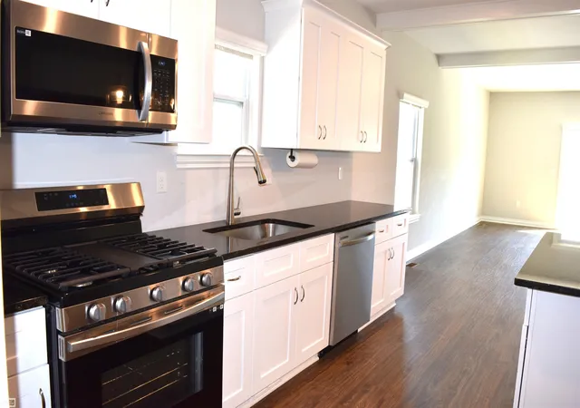 Photo 3 of Single family home for sale at 47050 Brookview Dr, New Baltimore, MI 48047 | MLS# 58050217527 | Listing updated on 2026-08-19