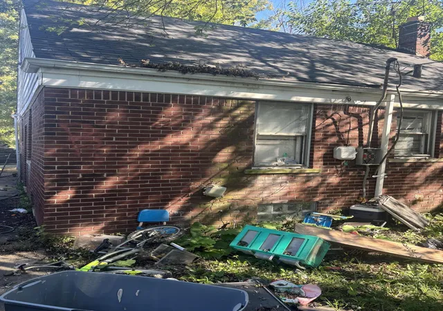 2nd image of 16232 Manning St, Detroit, MI 48205 | MLS# 81026040820