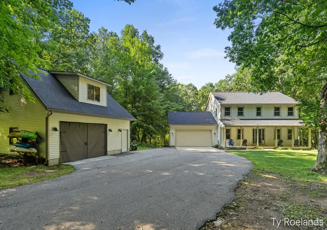 Photo 1 of Single family home for sale at 99 Radny Dr Se, Lowell, MI 49331 | MLS# 65026040823 | Listing updated on 2026-09-08