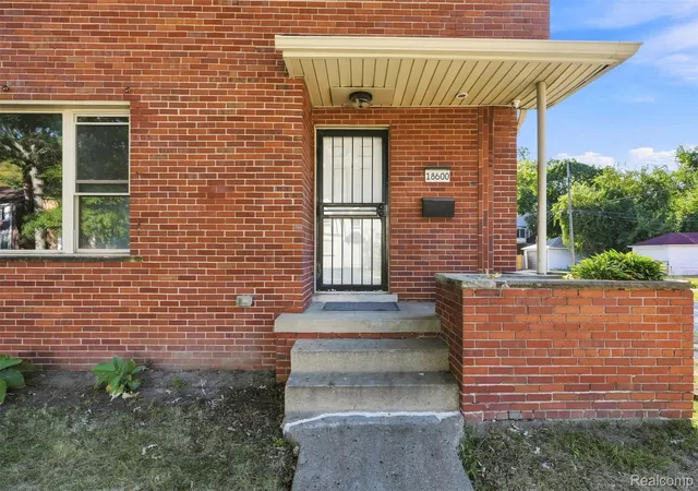 Photo 3 of Single family home for sale at 18600 Mendota St, Detroit, MI 48221 | MLS# 20261061820 | Listing updated on 2026-09-02