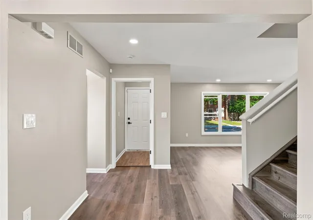 Photo 4 of Single family home for sale at 18600 Mendota St, Detroit, MI 48221 | MLS# 20261061820 | Listing updated on 2026-09-02