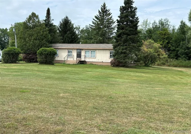 Photo 1 of Sale Pending at 611 Wheeling Rd, Imlay City, MI 48444 | MLS# 20261061822 | Listing updated on 2026-10-01