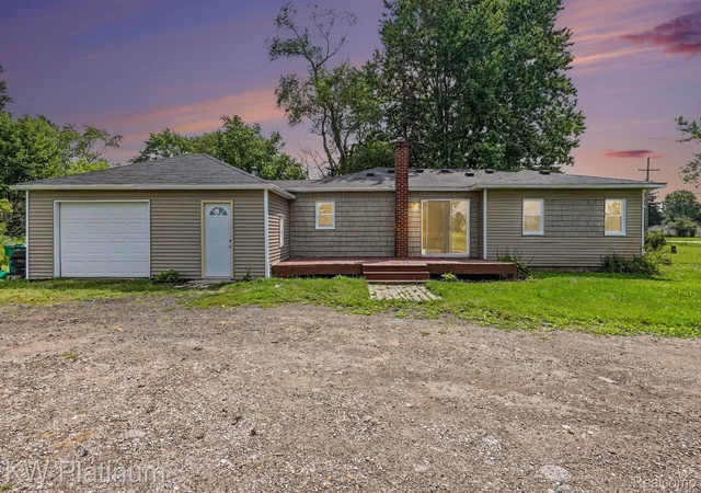 Photo 3 of Single family home for sale at 4560 Lapeer Rd, Kimball, MI 48074 | MLS# 20261061828 | Listing updated on 2026-09-09