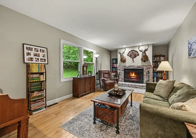 2nd image of 22300 Wynsmythe Dr, Mattawan, MI 49071 | MLS# 66026040847