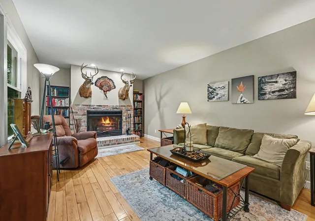 Photo 3 of Single family home for sale at 22300 Wynsmythe Dr, Mattawan, MI 49071 | MLS# 66026040847 | Listing updated on 2026-08-06