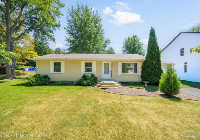1st image of 337 Amberwood St, Auburn Hills, MI 48326 | MLS# 20261061841