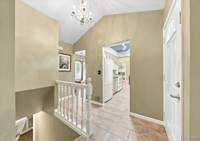 Listing Photo 4 - Condo for sale in building located at 45625 Elm Tree Ln, Shelby Township, MI 48315