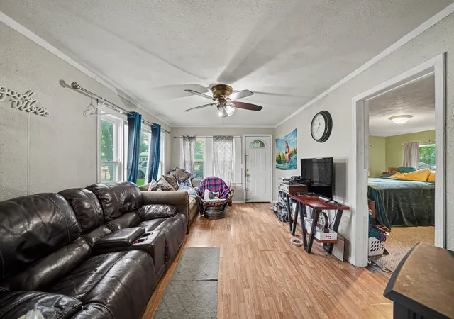 Photo 4 of Single family home for sale at 3896 Main St, Benton Harbor, MI 49022 | MLS# 69026040860 | Listing updated on 2026-08-26