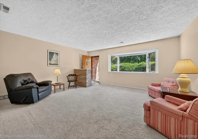 Photo 1 of Sale Pending at 2499 Lafay Dr, West Bloomfield, MI 48324 | MLS# 20261061851 | Listing updated on 2026-08-19